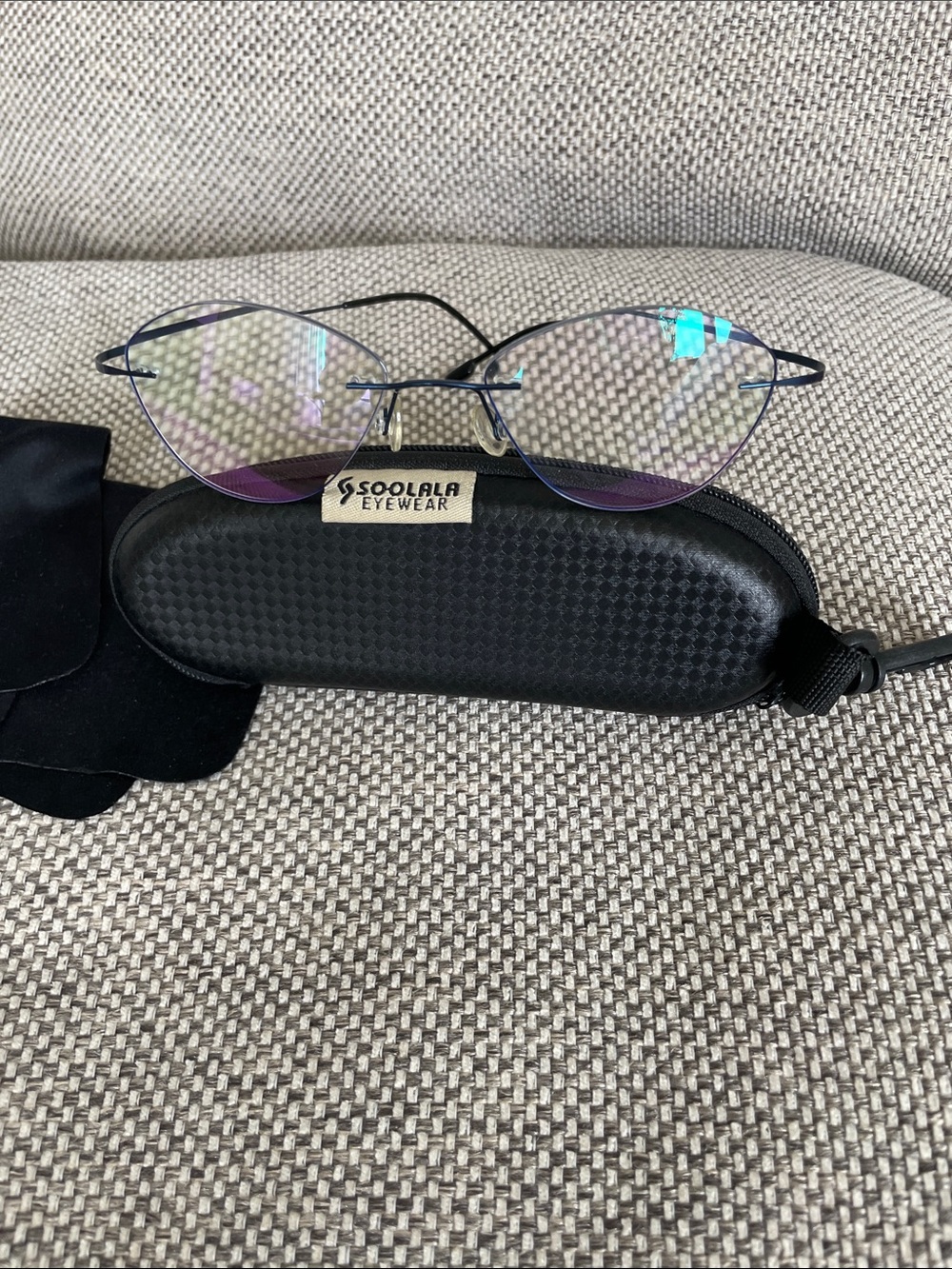 SOOLALA Eyewear Reading Glasses Rimless / Thin metal in the case